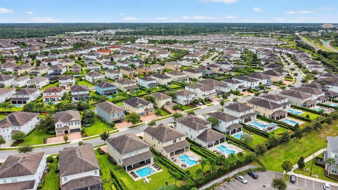 7716 Fairfax, Kissimmee, Floryda 34747, USA