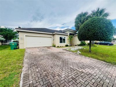 2161 NW 54th Ave, Lauderhill, Florida 33313, USA