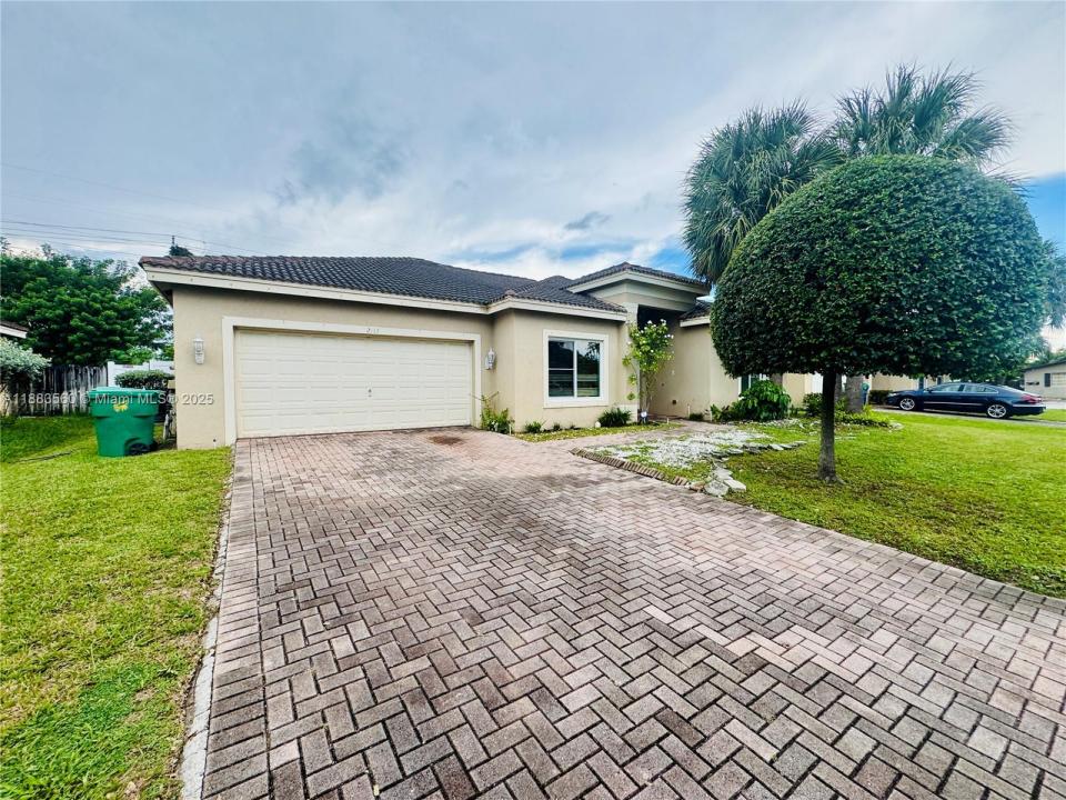 2161 NW 54th Ave, Lauderhill, 佛罗里达州 33313, 美国