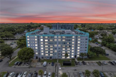 15600 NW 7th Ave 708, Miami, Florida 33169, USA