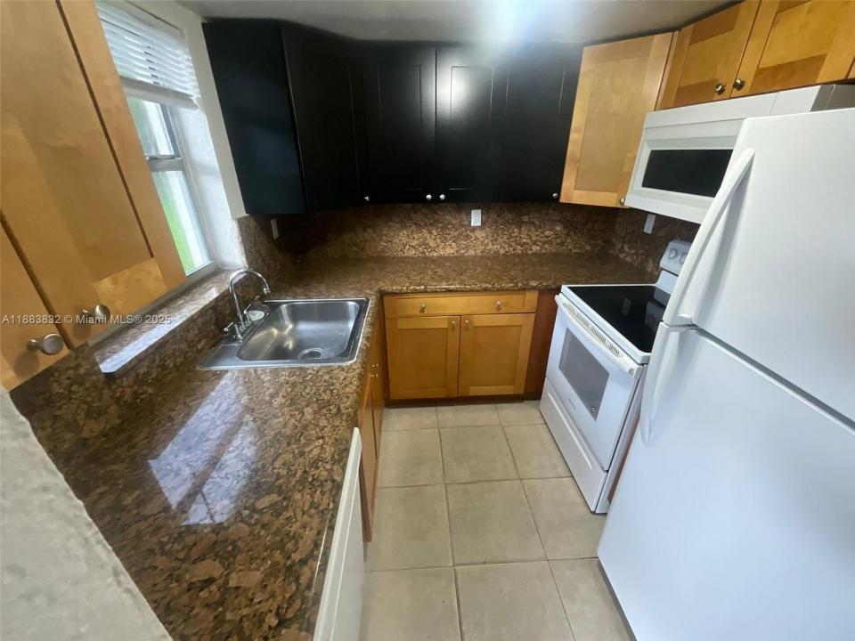 3090 Coral Springs Dr 2, Coral Springs, 佛罗里达州 33065, 美国