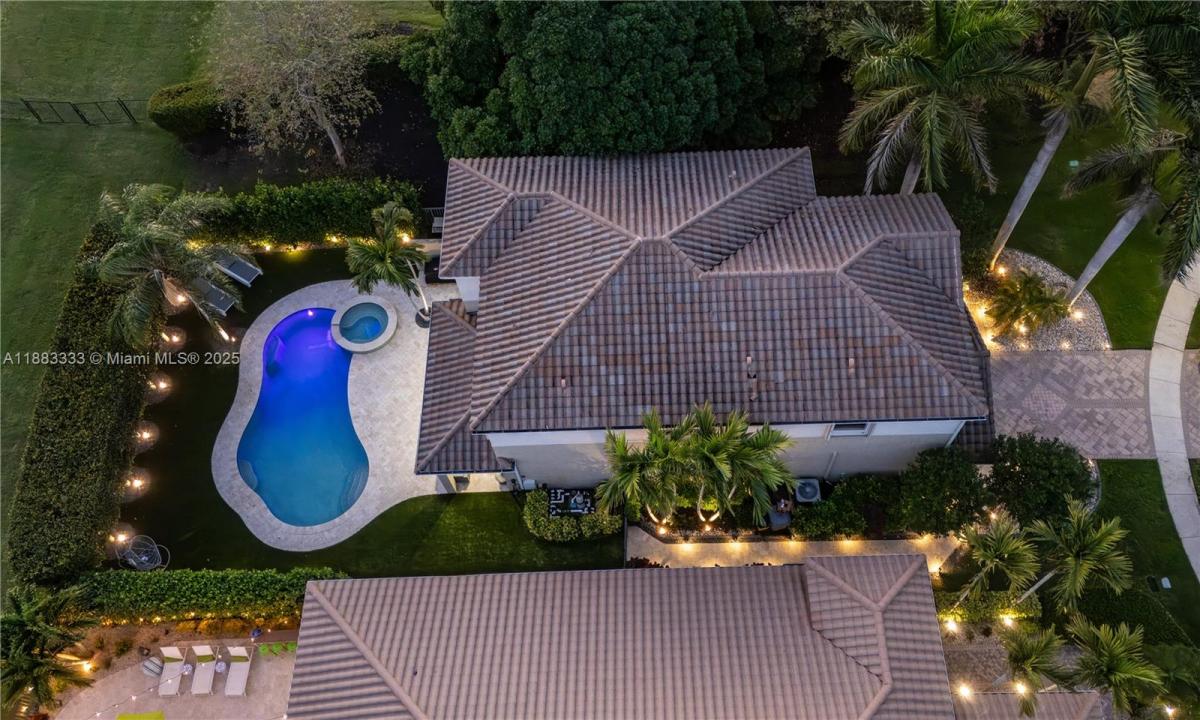 8292 Triana Point Ave, Boynton Beach, Флорида 33473, Соединенные Штаты