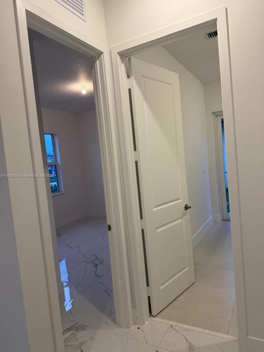12303 SW 44th St 0, Davie, Floryda 33330, USA