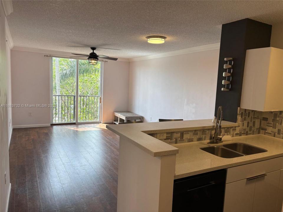 1900 Van Buren St 320B, Hollywood, 佛羅里達州 33020, 美國