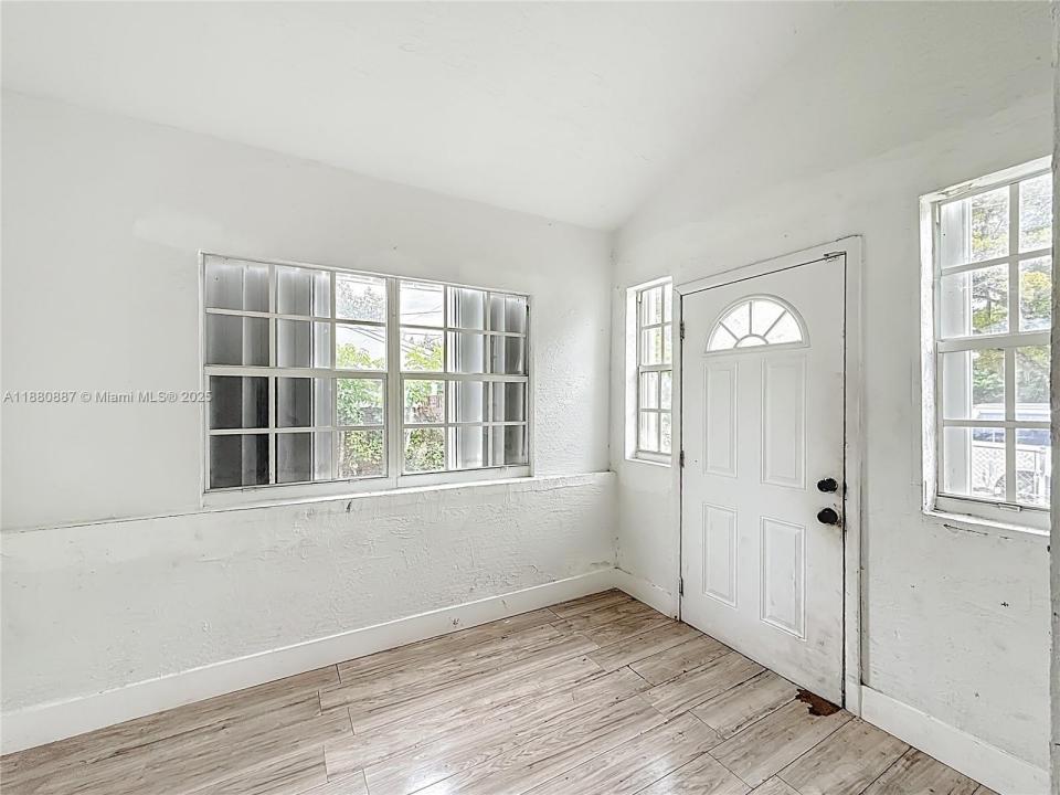 47 NW 49th St, Miami, 佛罗里达州 33127, 美国