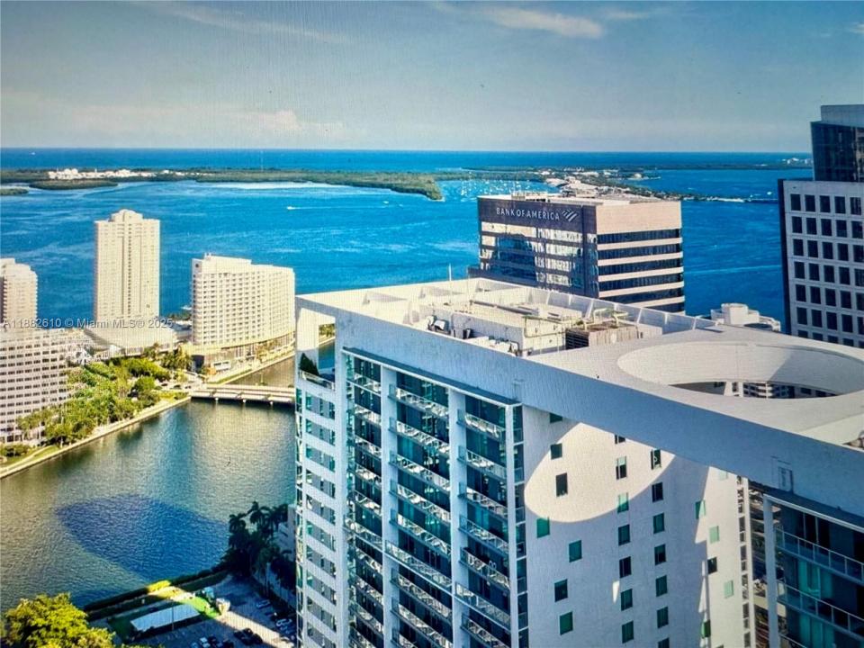 500 Brickell Ave 1600, Miami, Floride 33131, États-Unis