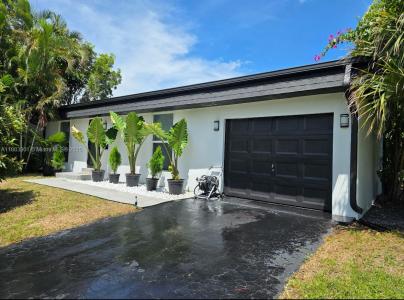 8004 NW 74th Ter, Tamarac, Florida 33321, USA