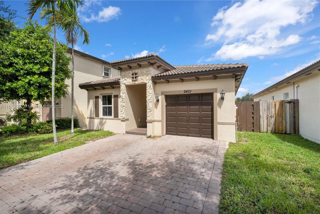 2401 NE 4th St, Homestead, フロリダ 33033, アメリカ合衆国