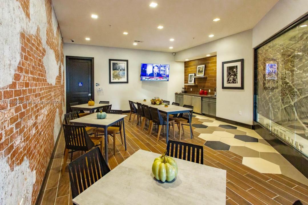448 West Georgia 3019, Tallahassee, Florida 32301, HOA KỲ