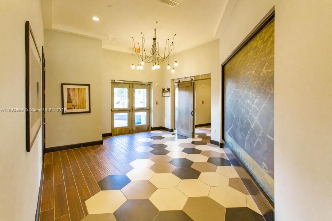 448 West Georgia 3019, Tallahassee, Florida 32301, HOA KỲ