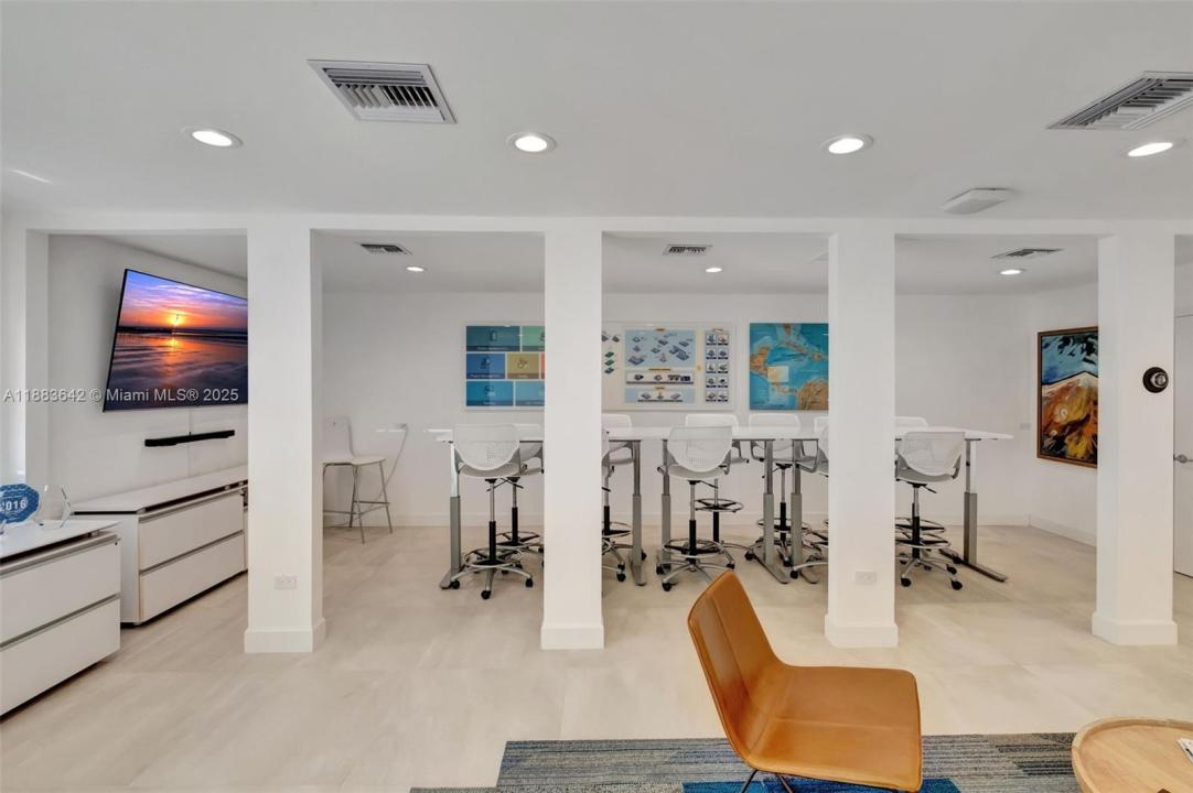 335 Alcalzar Ave, Coral Gables, Florida 33134, Amerika Birleşik Devletleri