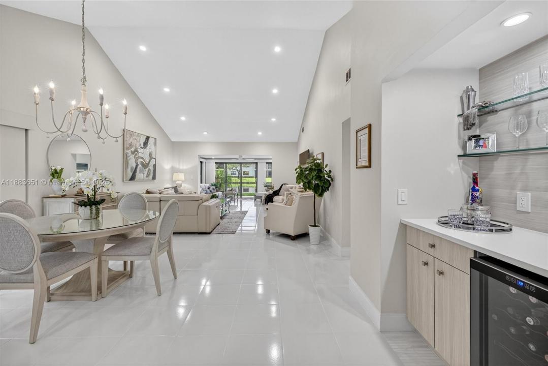 21695 Arriba Real, Boca Raton, פלורידה 33433, ארצות הברית של אמריקה