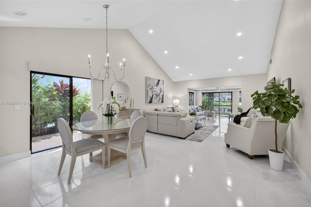21695 Arriba Real, Boca Raton, פלורידה 33433, ארצות הברית של אמריקה
