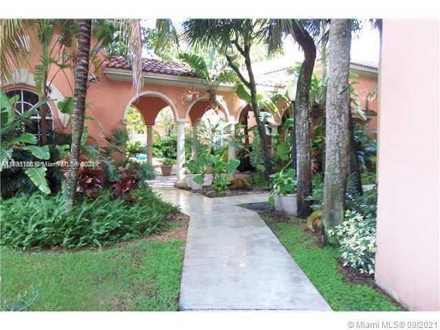 8290 Lake Dr 250, Doral, פלורידה 33166, ארצות הברית של אמריקה 