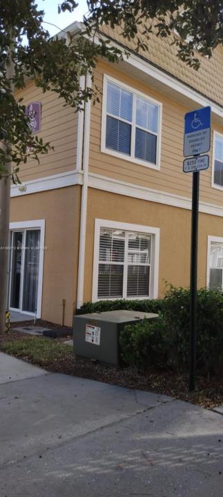 2270 San Vital DR 107, Kissimmee, Floryda 34741, USA