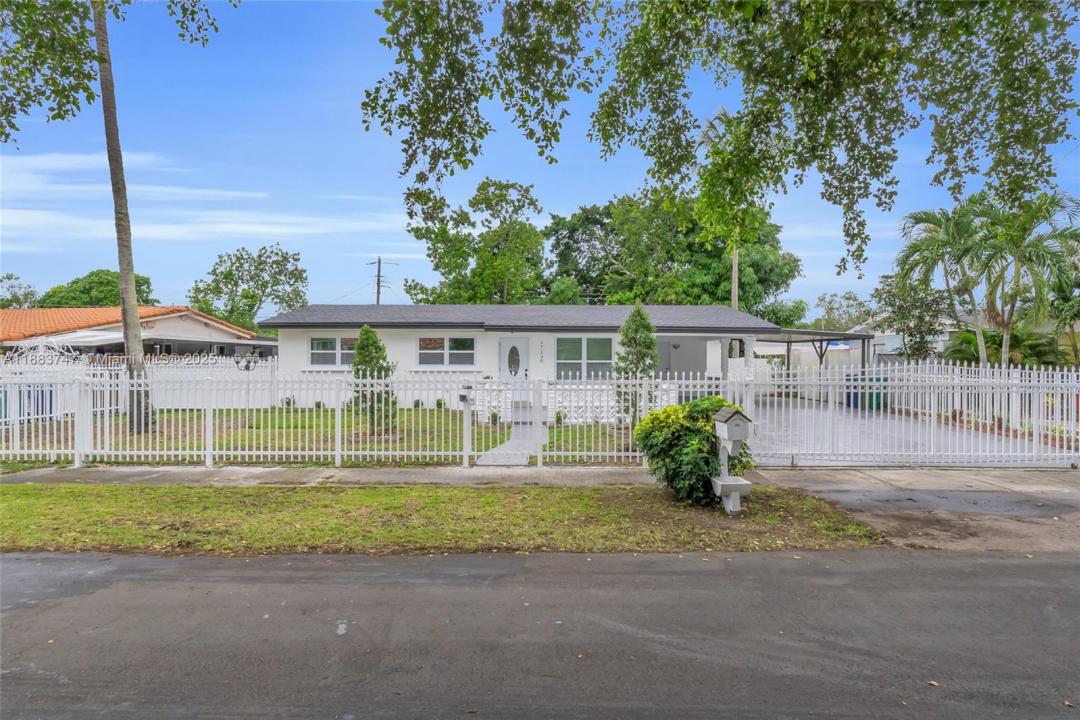 17130 NW 51st Pl, Miami Gardens, フロリダ 33055, アメリカ合衆国