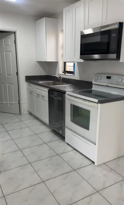1772 NW 34th Ave, Lauderhill, フロリダ 33311, アメリカ合衆国