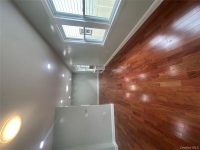 57 Ramsey Avenue, Yonkers, New York 10701, États-Unis