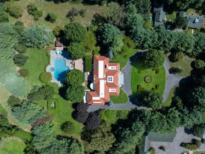 23 Old Westbury Rd, North Hempstead, Нью-Йорк 11568, Соединенные Штаты