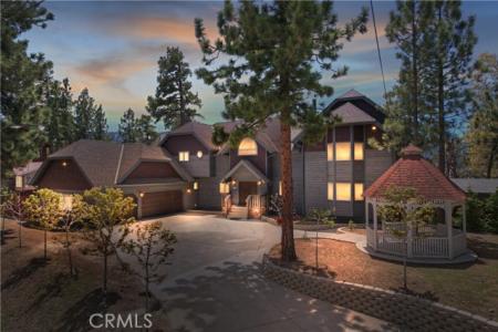 Villa Grove Avenue, Big Bear City, カリフォルニア 92314, アメリカ合衆国