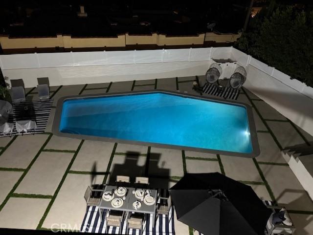 W Kenneth Road, Glendale, California 91202