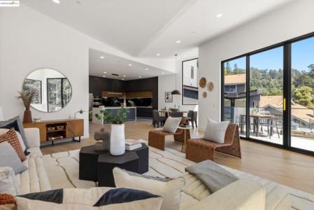 Woodrow Drive, Oakland, Kaliforniya 94611, Amerika Birleşik Devletleri