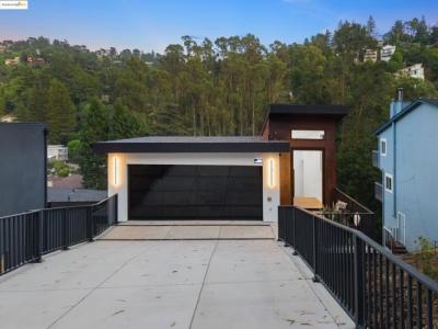 Woodrow Drive, Oakland, California 94611, HOA KỲ
