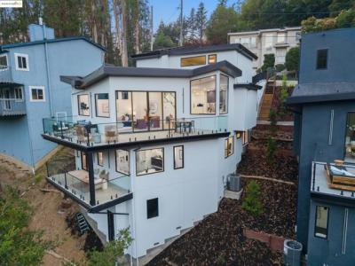 Woodrow Drive, Oakland, California 94611, HOA KỲ