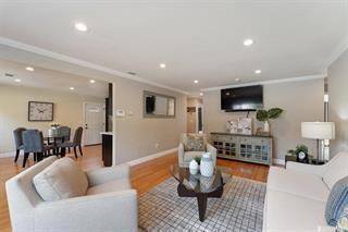 98th Avenue, Oakland, Kaliforniya 94605, Amerika Birleşik Devletleri