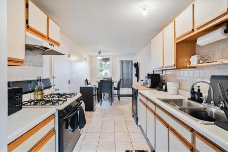 58 Central Avenue, East Providence, Rhode Island 02914, États-Unis