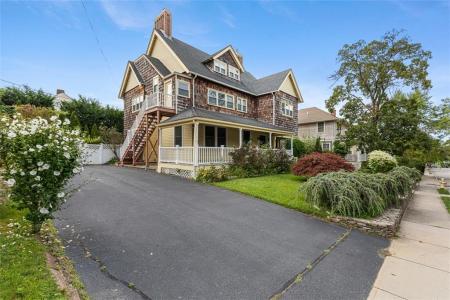 55 Hunter Avenue, Newport, RI 02840, USA