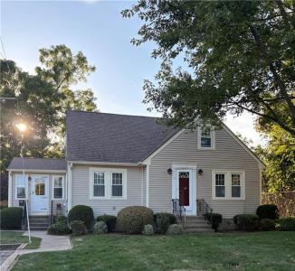 1 Ritchotte Court, West Warwick, RI 02893, USA