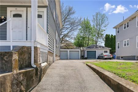 68 Burnside Street 1, Cranston, Rhode Island 02910, Estados Unidos