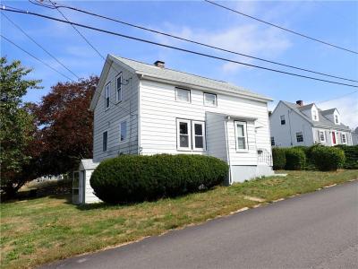 238 Judson Street, Tiverton, RI 02878, USA