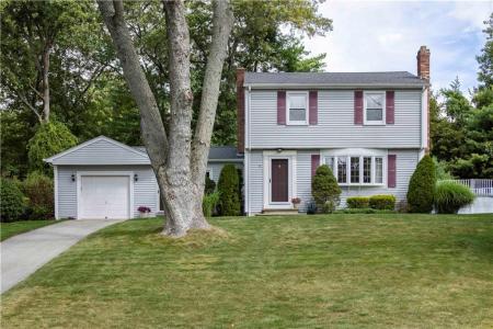 6 Joyce Ann Drive, Smithfield, RI 02917, USA