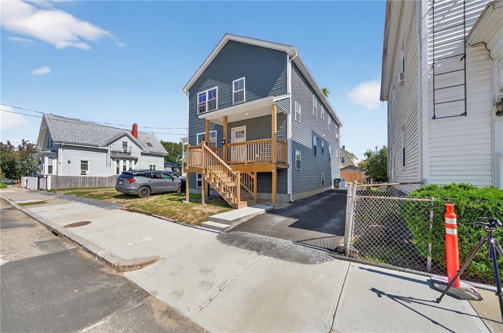22 Burnside Street, Providence, Rhode Island 02905, USA