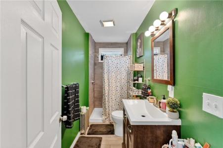 24 Pendleton Street, Cranston, Rhode Island 02920, États-Unis