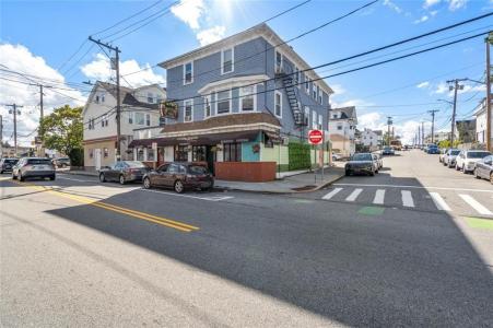 1270 Broad Street, Central Falls, 로드아일랜드 02863, 미국