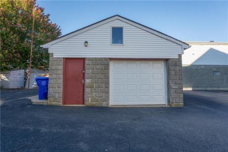 30 Baker Street, East Providence, Род Айленд 02914, Соединенные Штаты
