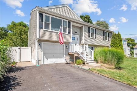 23 Carlson Drive, Cumberland, 罗得岛 02864, 美国