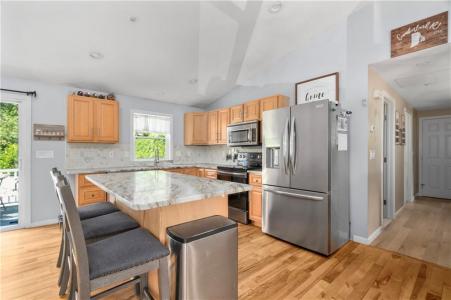 23 Carlson Drive, Cumberland, 罗得岛 02864, 美国