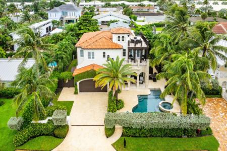 27 Hersey Drive, Ocean Ridge, Florida 33435