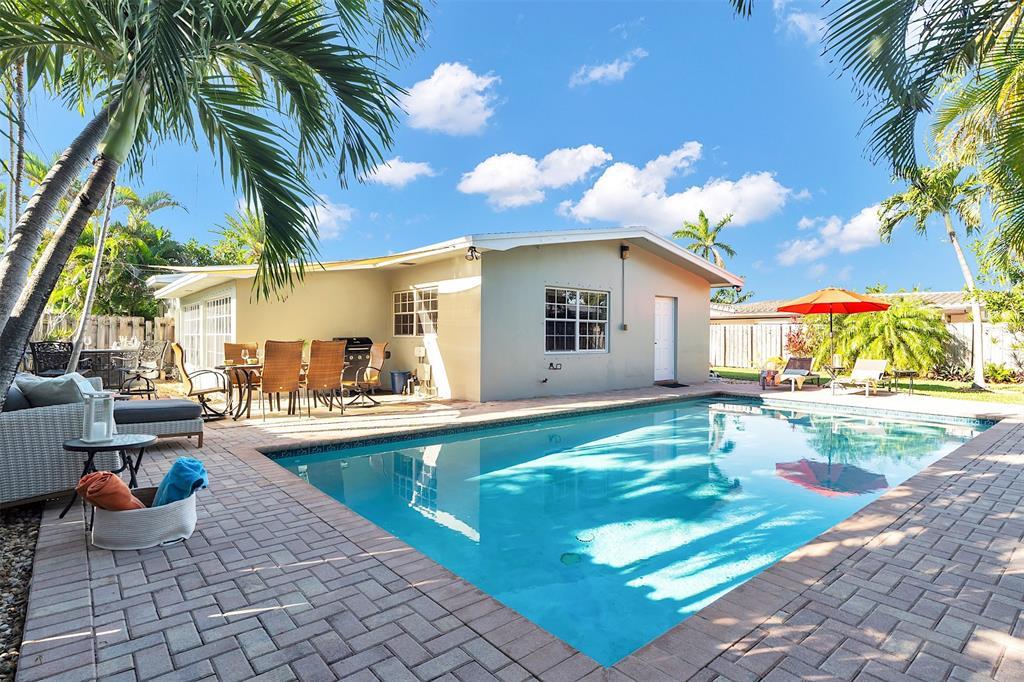 3221 Seaward Dr, Lauderdale By The Sea, Florida 33062