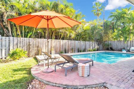 3221 Seaward Dr, Lauderdale By The Sea, Florida 33062