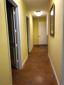 6848 GRIFFIN ROAD C-6, Davie, Florida 33314