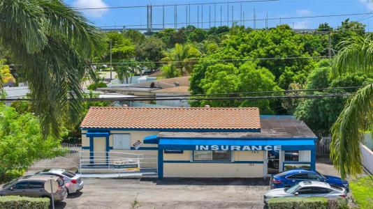 360 NW 183rd St, Miami, Florida 33169