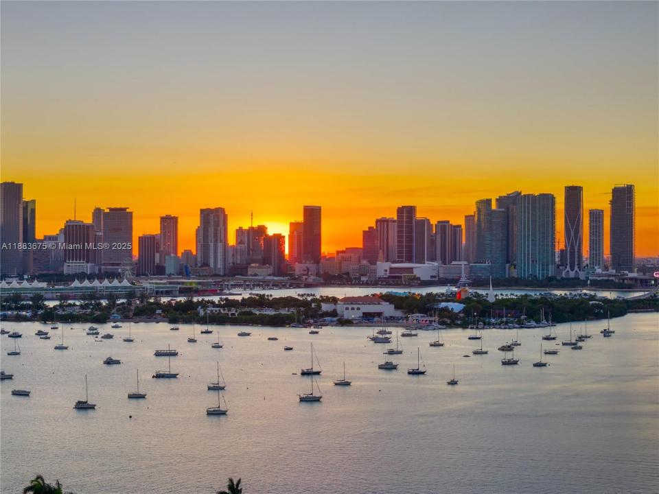 228 + 302 W Dilido Dr, Miami Beach, פלורידה 33139, ארצות הברית של אמריקה 