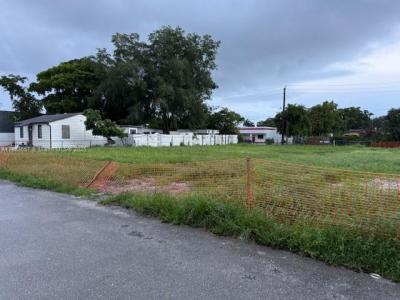 4578 Iris St, West Palm Beach, Florida 33417, USA