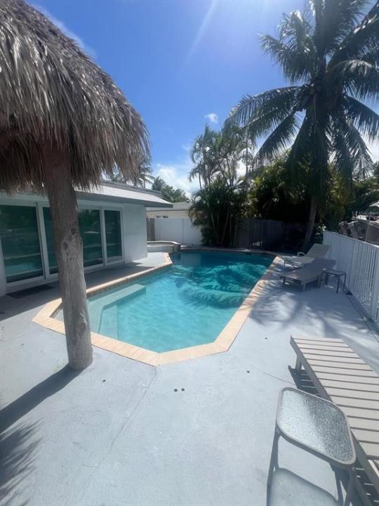 2233 SE 15th St, Pompano Beach, פלורידה 33062, ארצות הברית של אמריקה 