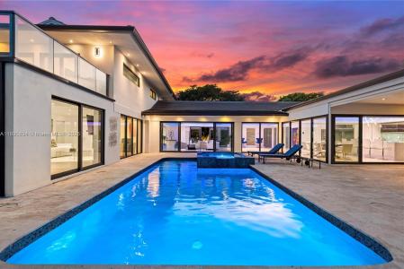 1025 Diplomat Parkway, Hollywood, Floride 33019, États-Unis